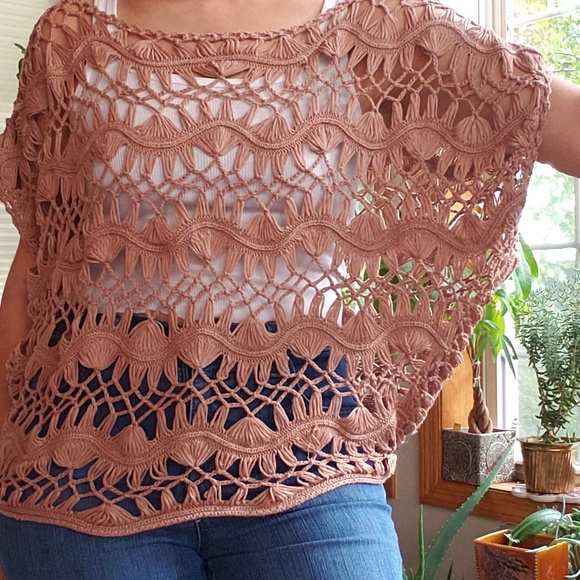 Rose Macrame Sweater - Picture 2 of 7
